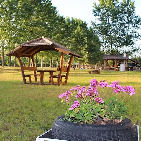 Gidrán Major Camping
